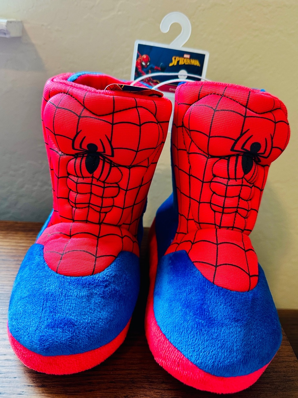 Marvel Spider-Man Kids Plush Slipper Booties Size M 9/10 NEW w/ Tags